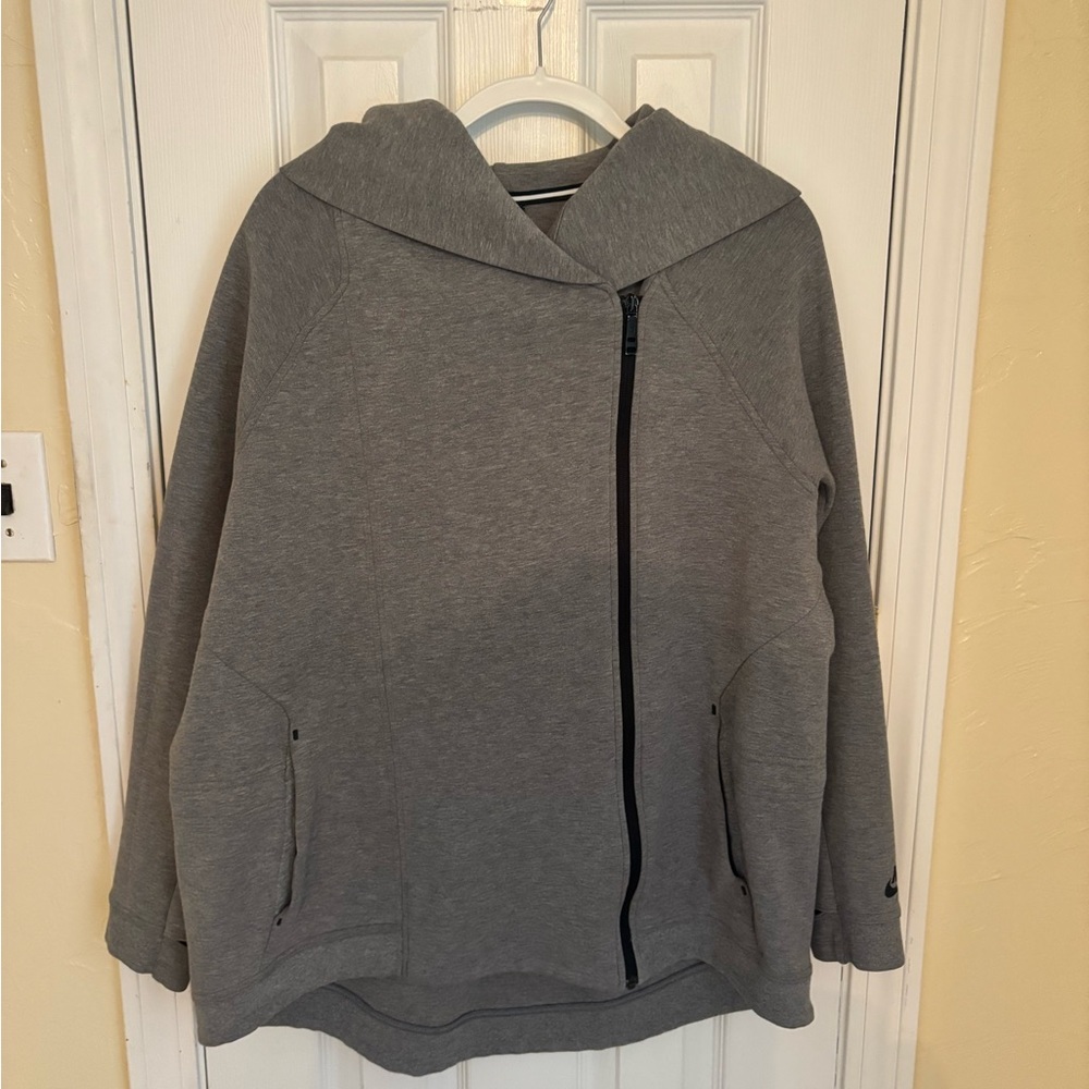Nike Heather Gray Pullover